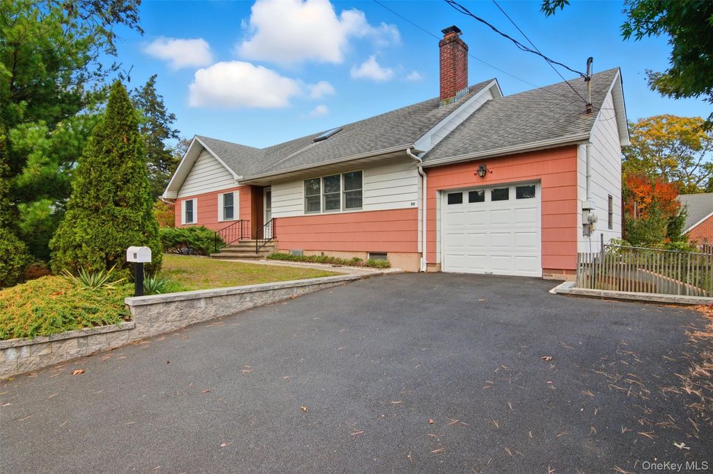 Photo of 90 11th Avenue, Huntington Station, NY 11746 (MLS # 927319)