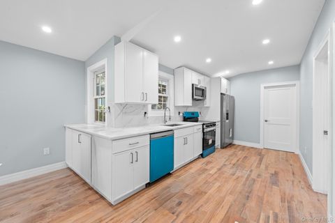 2118 Quimby Avenue Bronx NY 10473