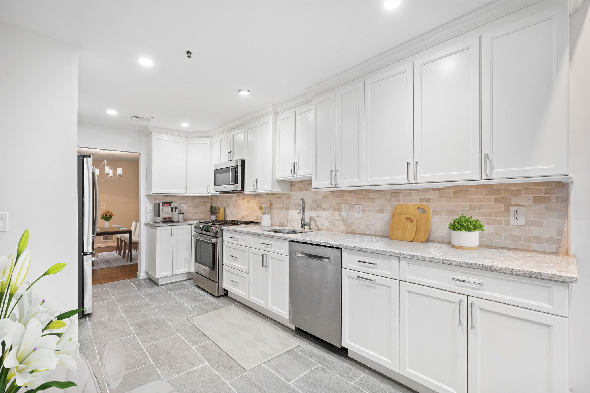 224 Dogwood Lane, Hartsdale, New York image 14
