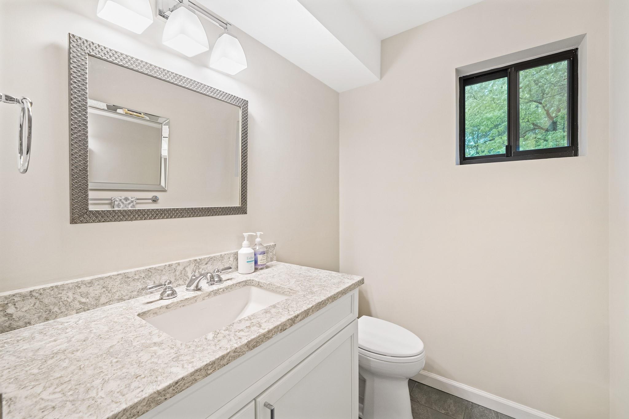 224 Dogwood Lane, Hartsdale, New York image 18