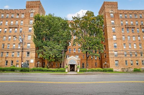 219 Bronx River Road 2L Yonkers NY 10704