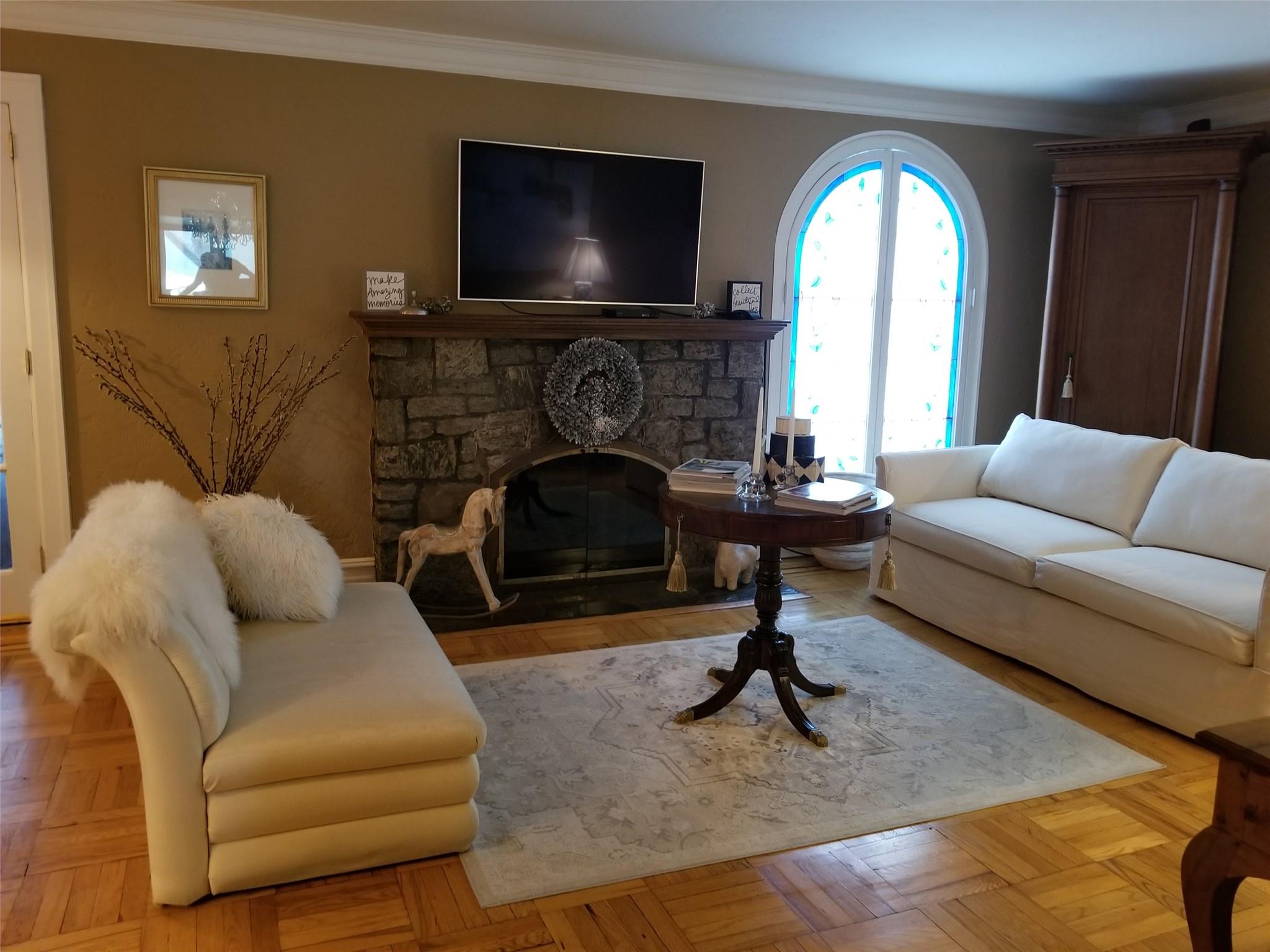 209-08 S 33 Avenue, Bayside, New York image 13