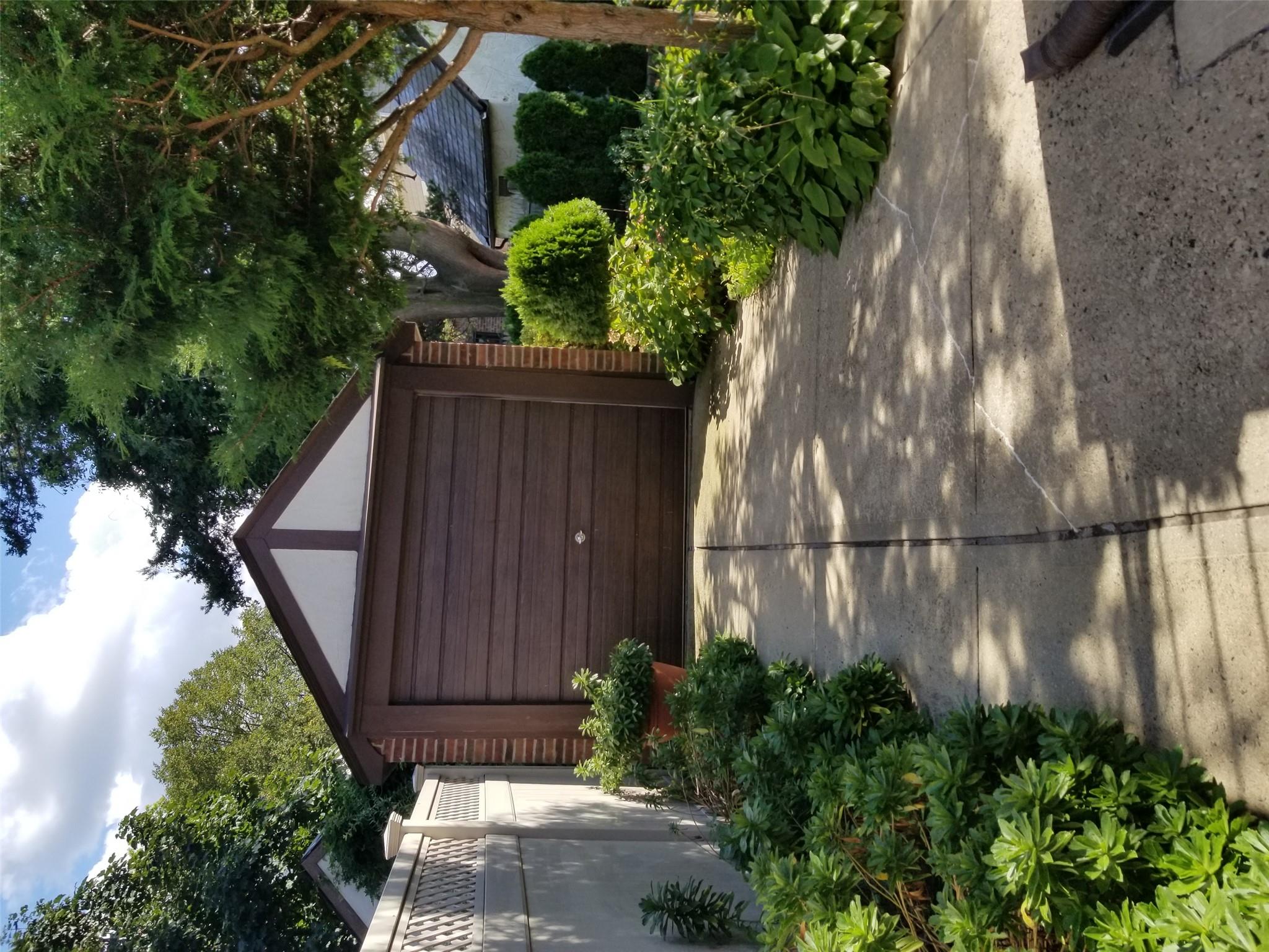 209-08 S 33 Avenue, Bayside, New York image 17