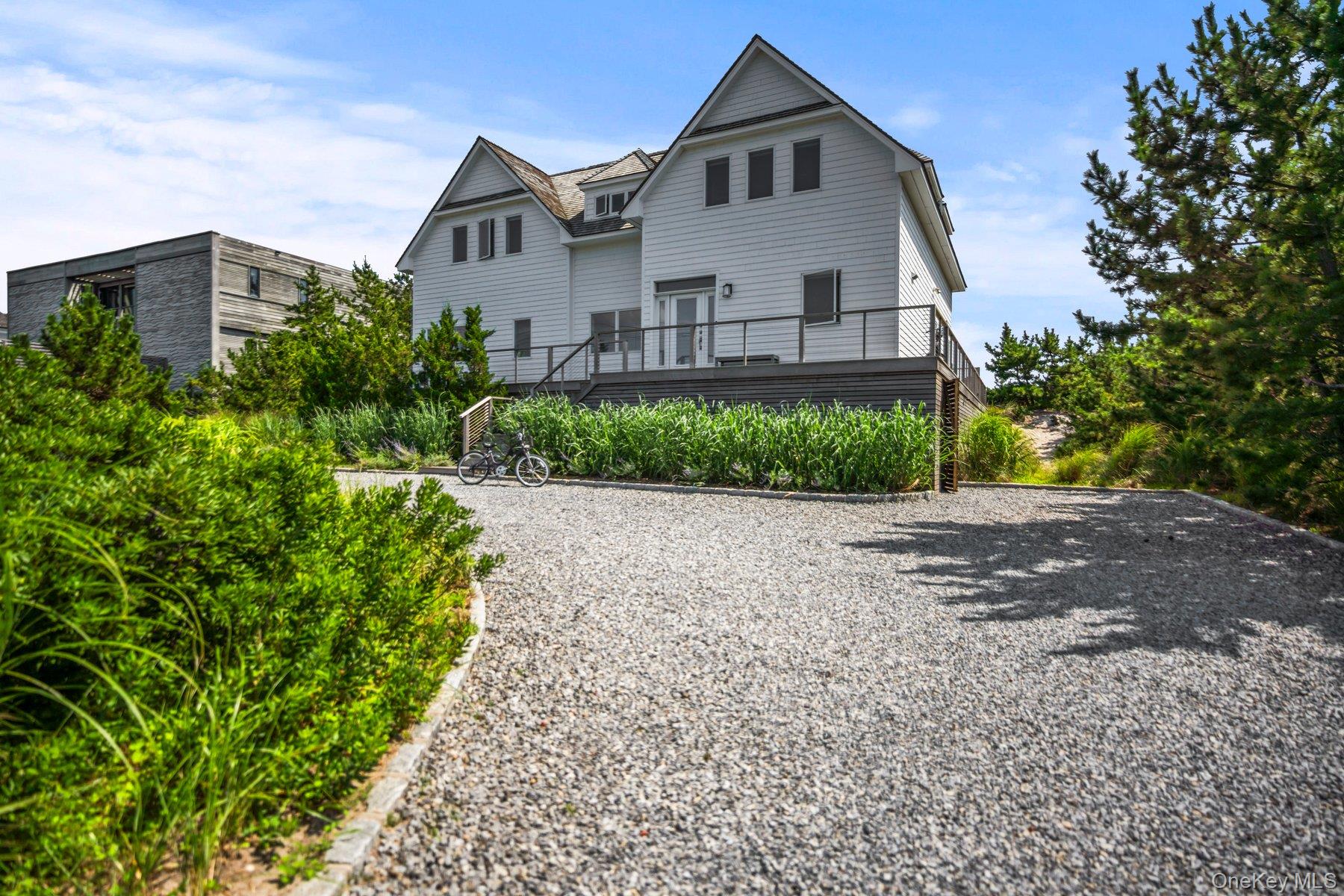 617 Dune Road
