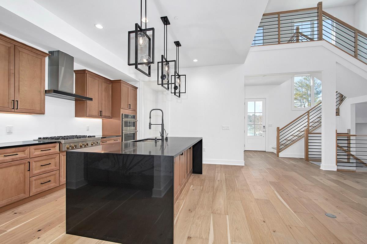 Chappaqua, New York 10514, United States, 2 Bedrooms Bedrooms, ,4 BathroomsBathrooms,Residential,Active,7657