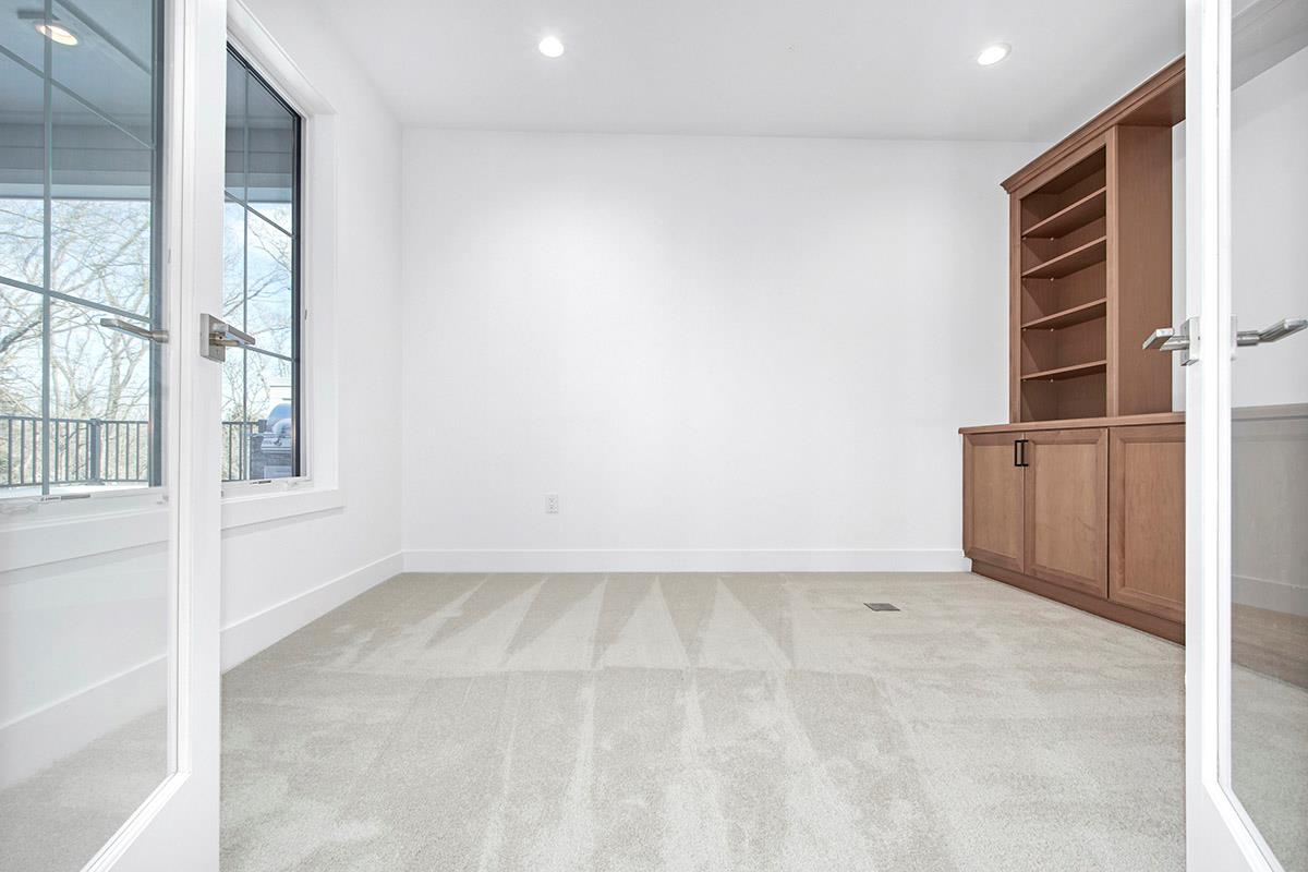 Chappaqua, New York 10514, United States, 2 Bedrooms Bedrooms, ,4 BathroomsBathrooms,Residential,Active,7657