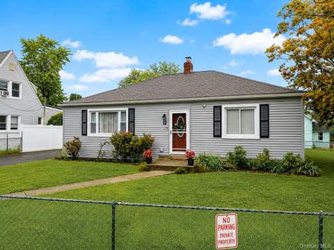 Homes For Sale - 40 Wall Street<br/> Garnerville, NY 10923