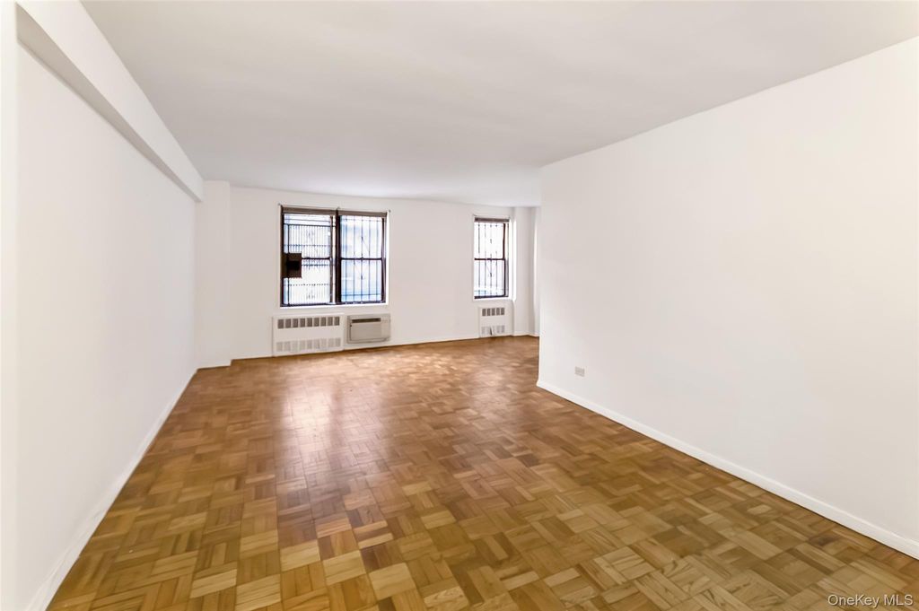 Photo of 665 Thwaites Place #1X, Bronx, NY 10467 (MLS # 966028)