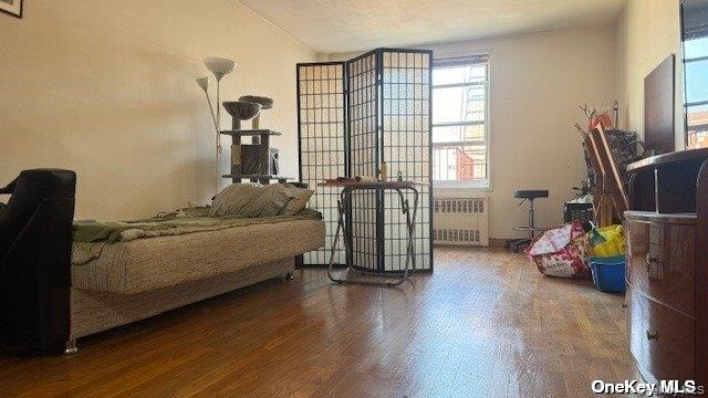 142-05 Roosevelt Avenue 721