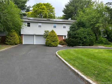 Photo of 8 Foothill Lane, East Northport, NY 11731 (MLS # 1010456)