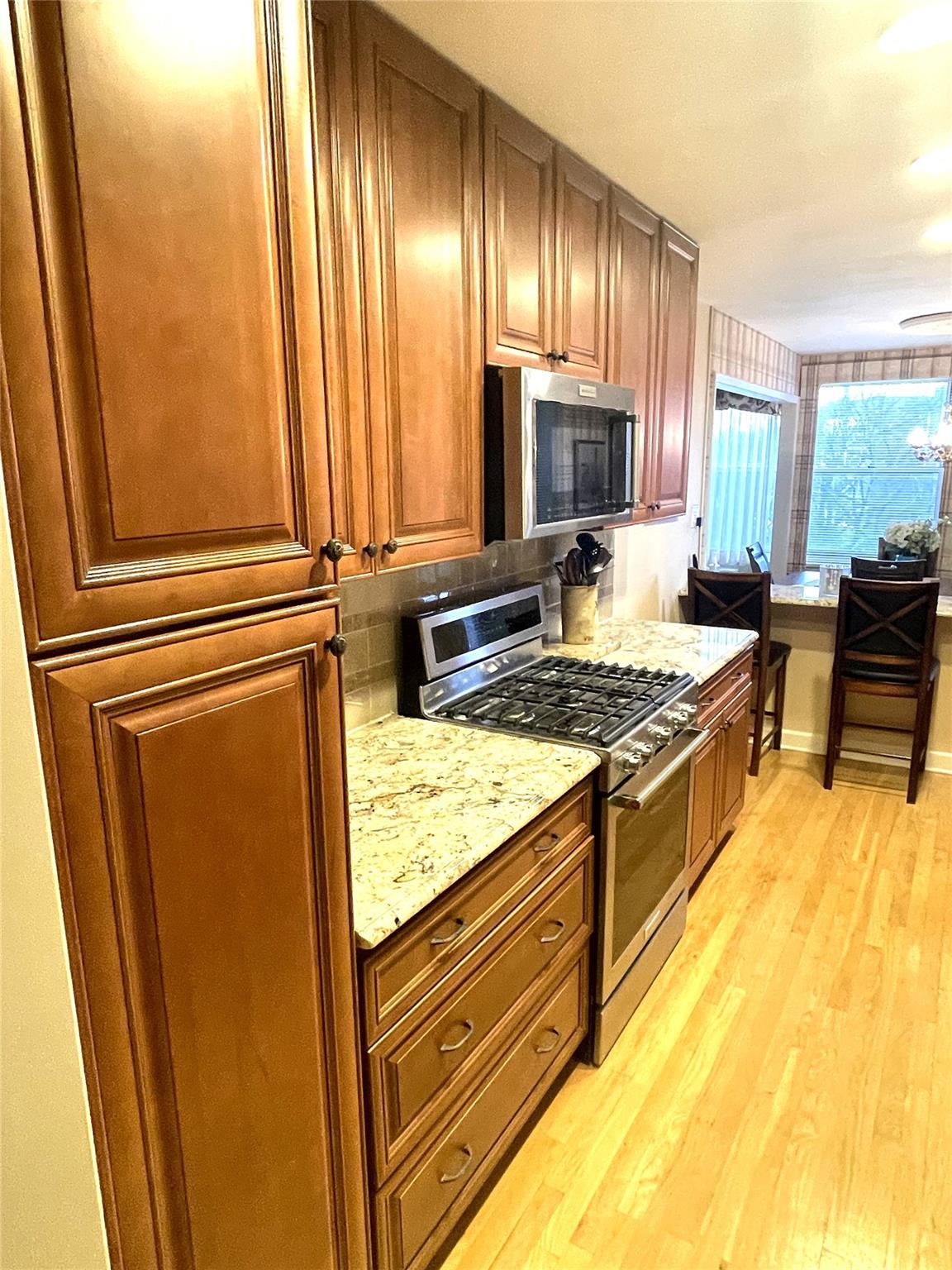211-10 18 Avenue #4K, Bayside, New York image 5