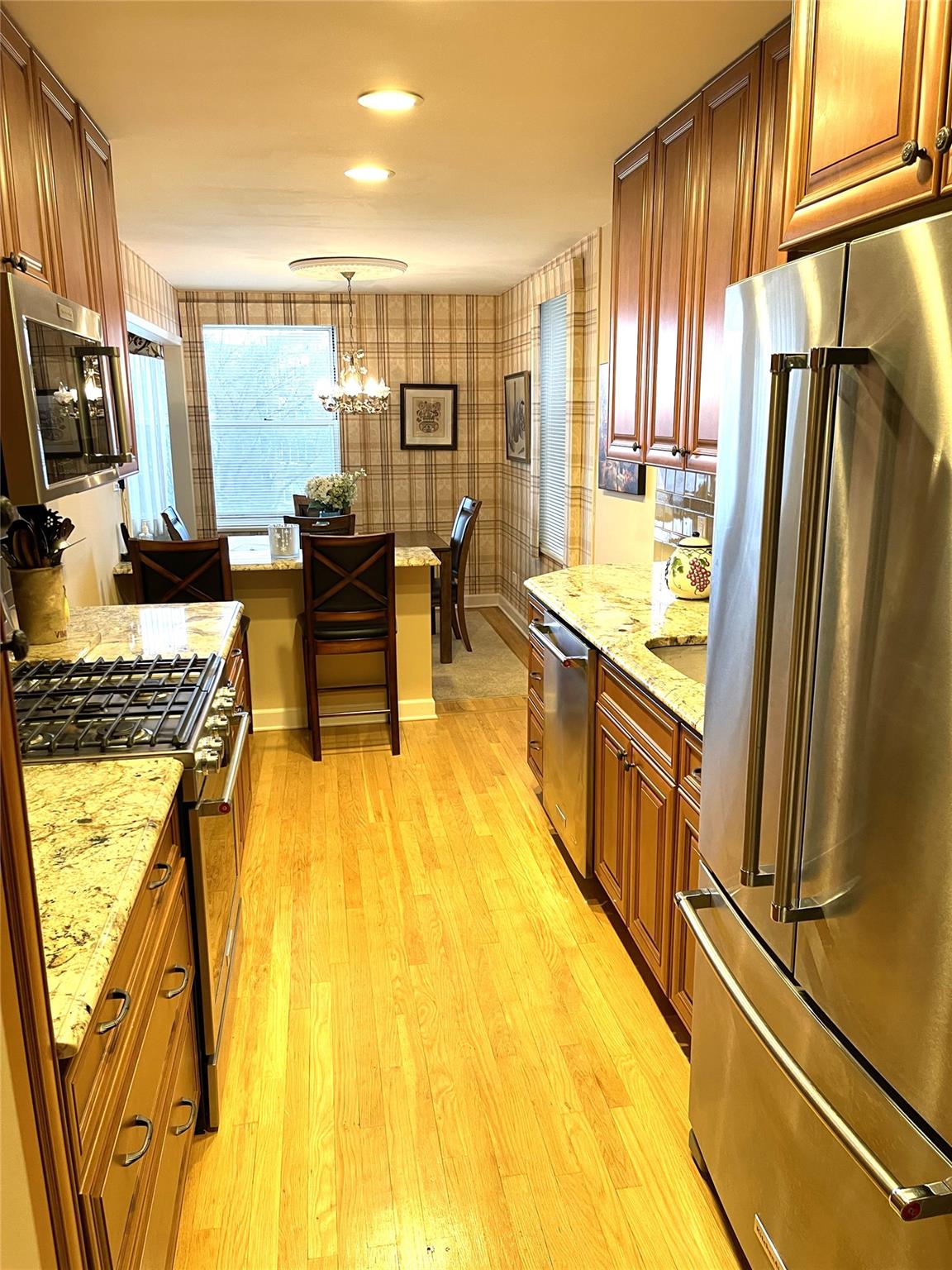 211-10 18 Avenue #4K, Bayside, New York image 6