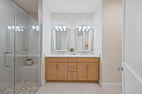 59 Farm Acre Circle Mount Sinai NY 11766