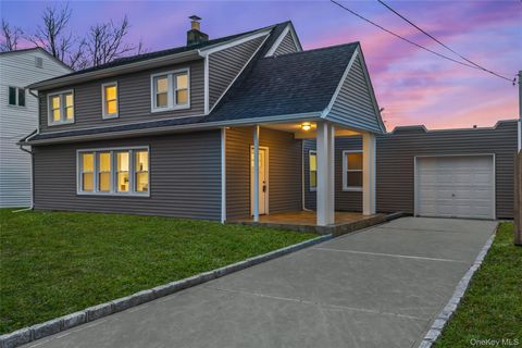 3322 Parkway Drive Baldwin Harbor NY 11510