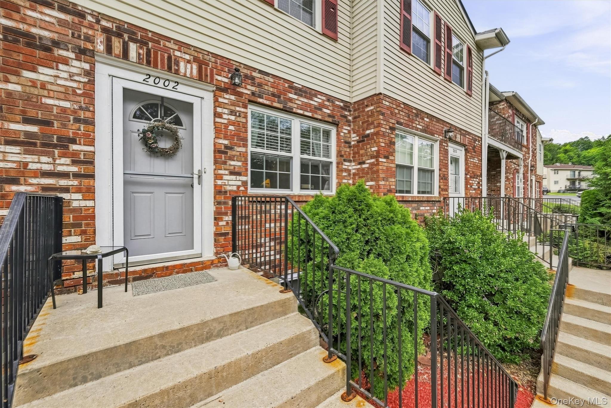 276 Temple Hill Road 2002