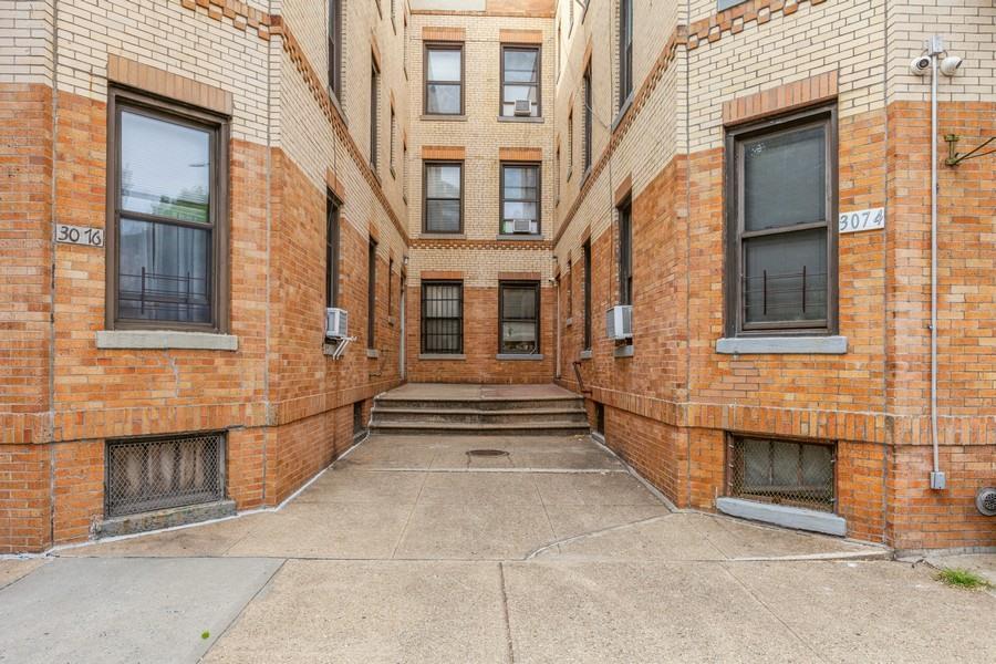 Property for Sale at N 33rd St St, Astoria, Queens, NY - Bedrooms: 14 
Bathrooms: 7  - $2,349,000