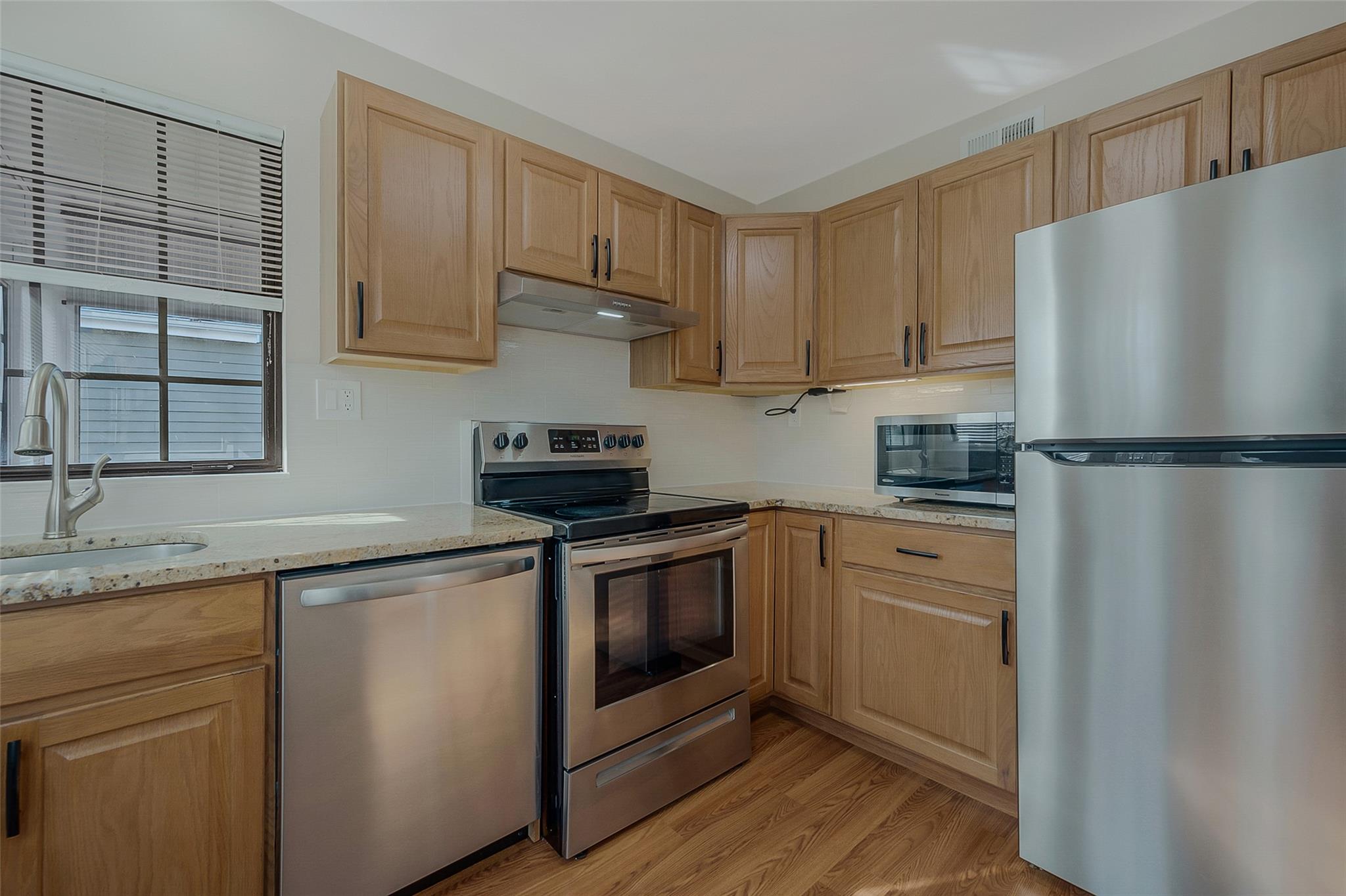 221 N Belfast Lane, Ridge, New York image 11