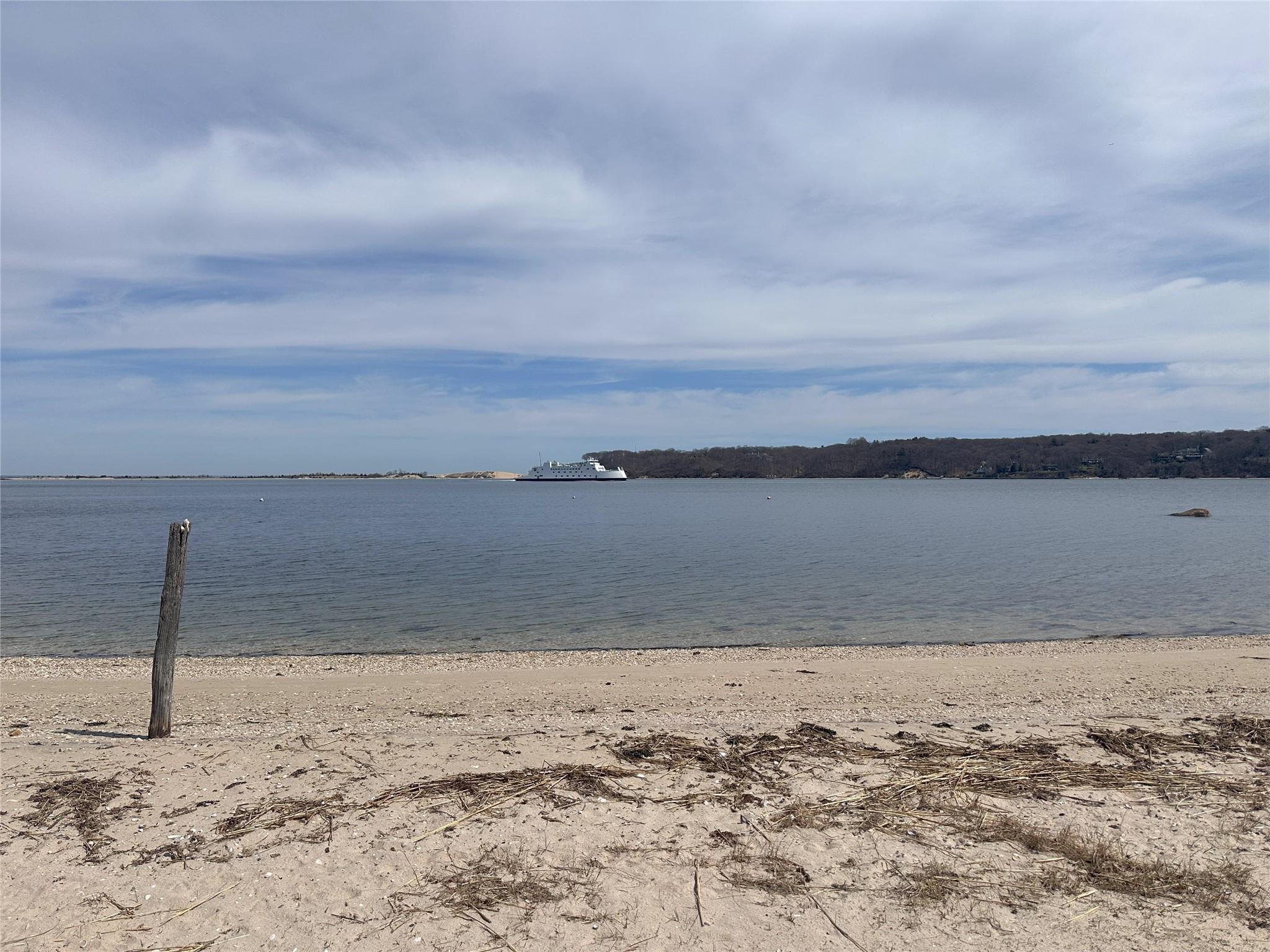 7 Cedar Ave, East Setauket, New York image 23