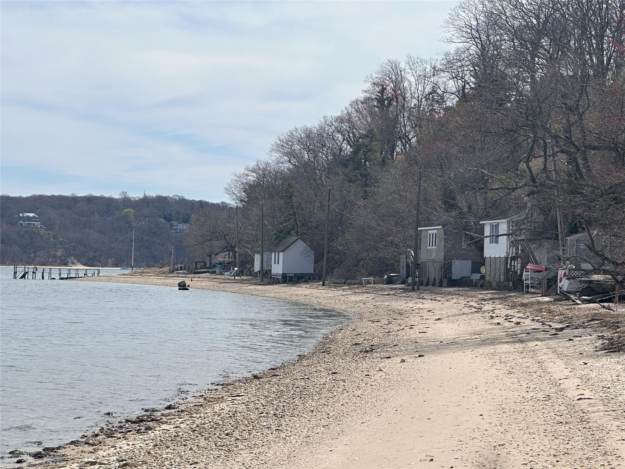 7 Cedar Ave, East Setauket, New York image 22