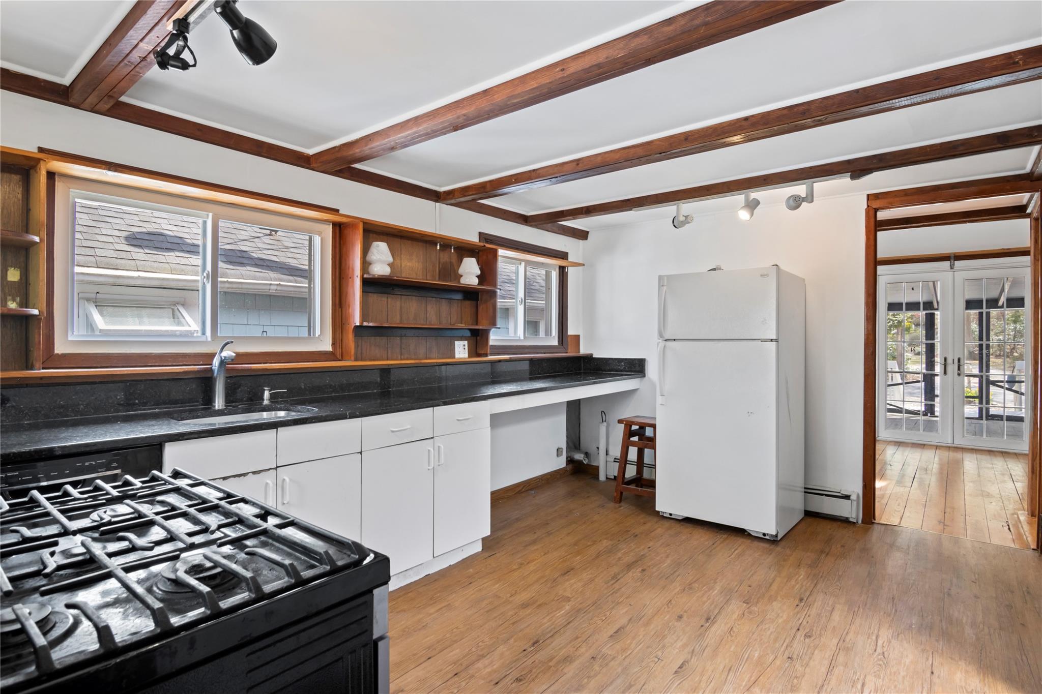 7 Cedar Ave, East Setauket, New York image 13