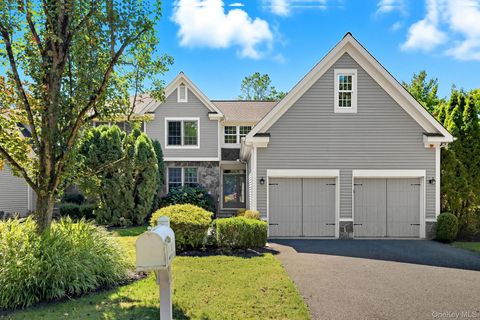 Photo of 4 Westfield Road, White Plains, NY 10605 (MLS # 967691)