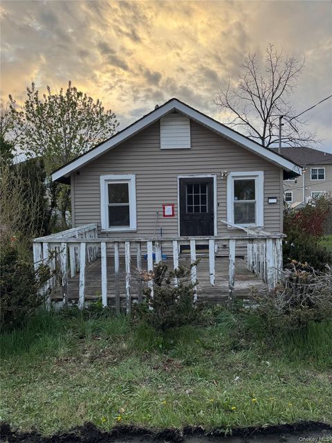 13 Anthony Street Middletown NY 10940