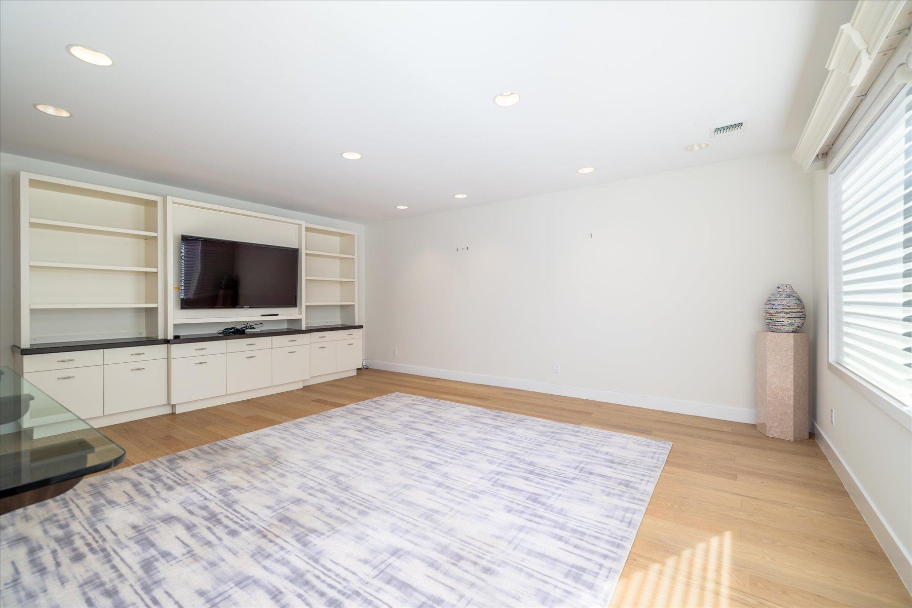 2 Cash Lane, Rockville Centre, New York image 9