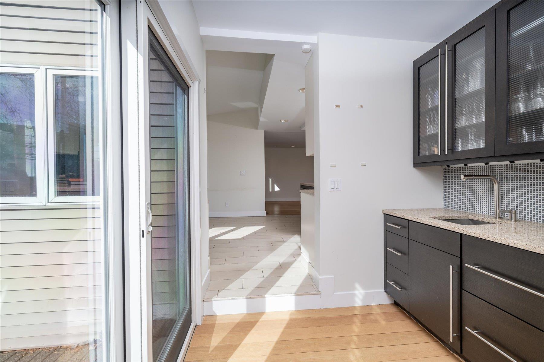 2 Cash Lane, Rockville Centre, New York image 11