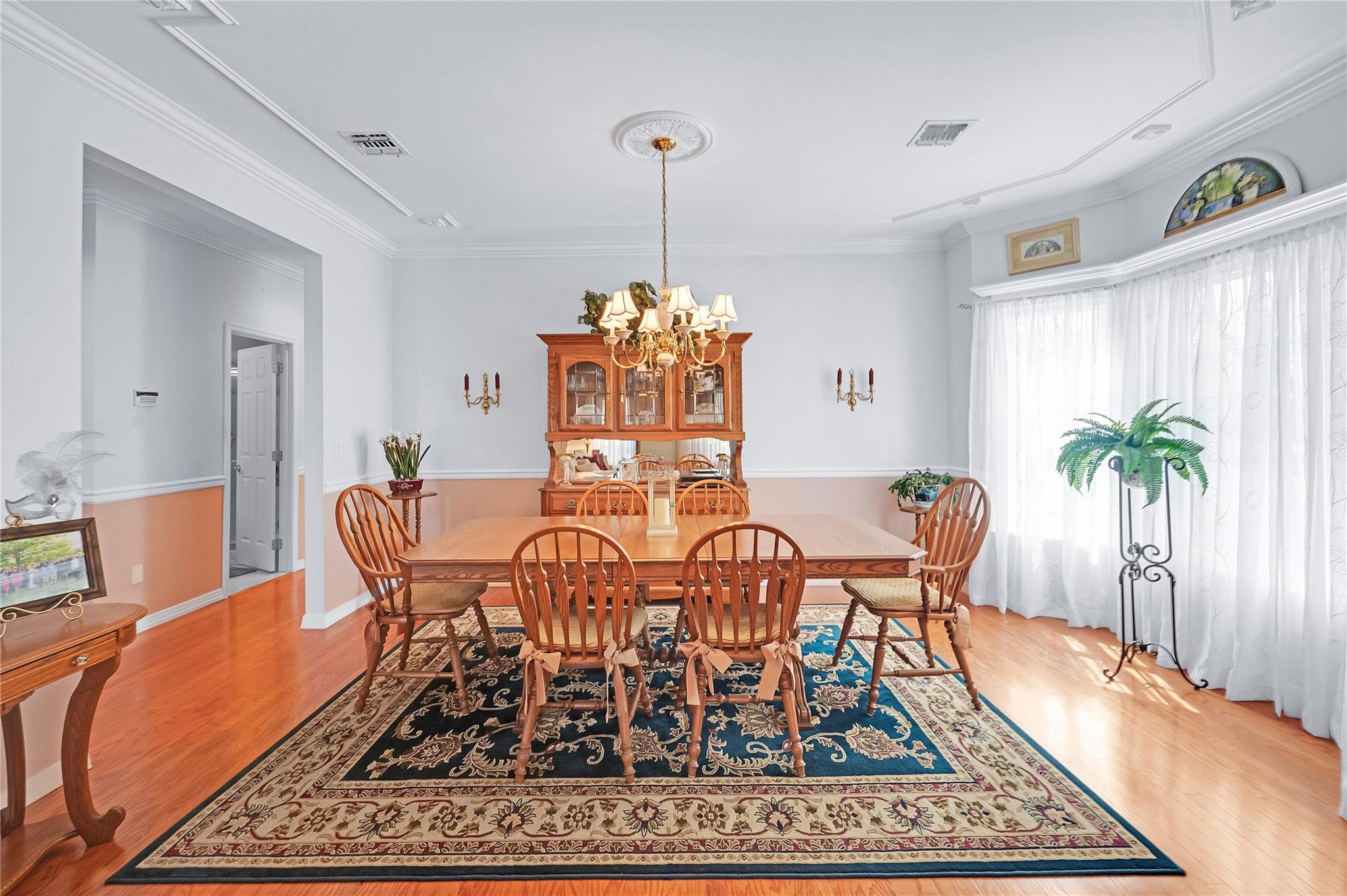 8 Black Pine Street, Calverton, New York image 23