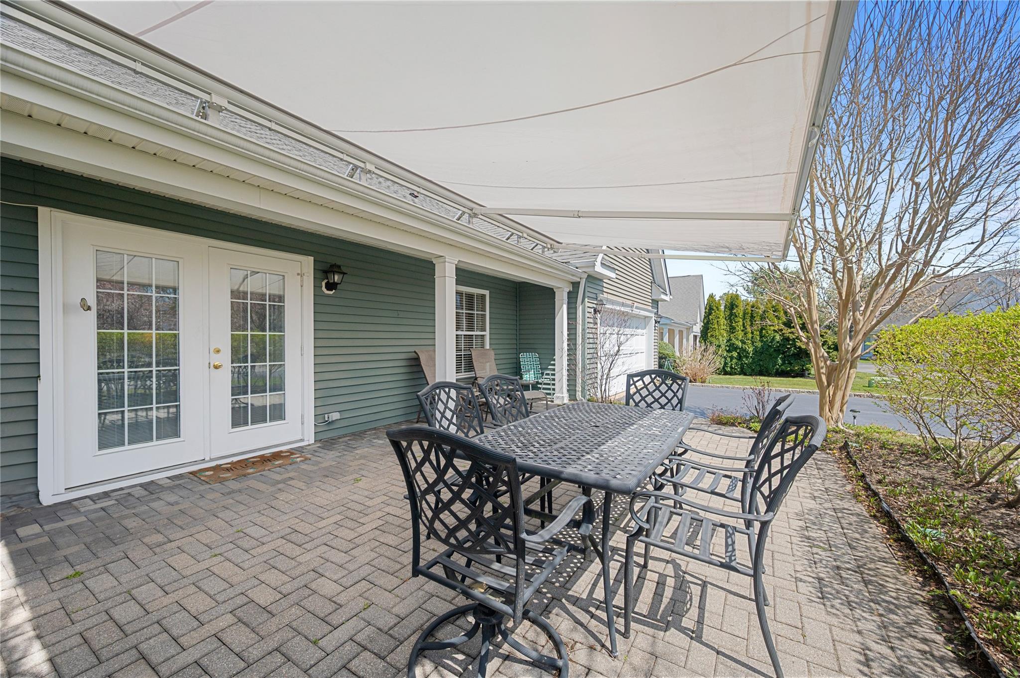 8 Black Pine Street, Calverton, New York image 6