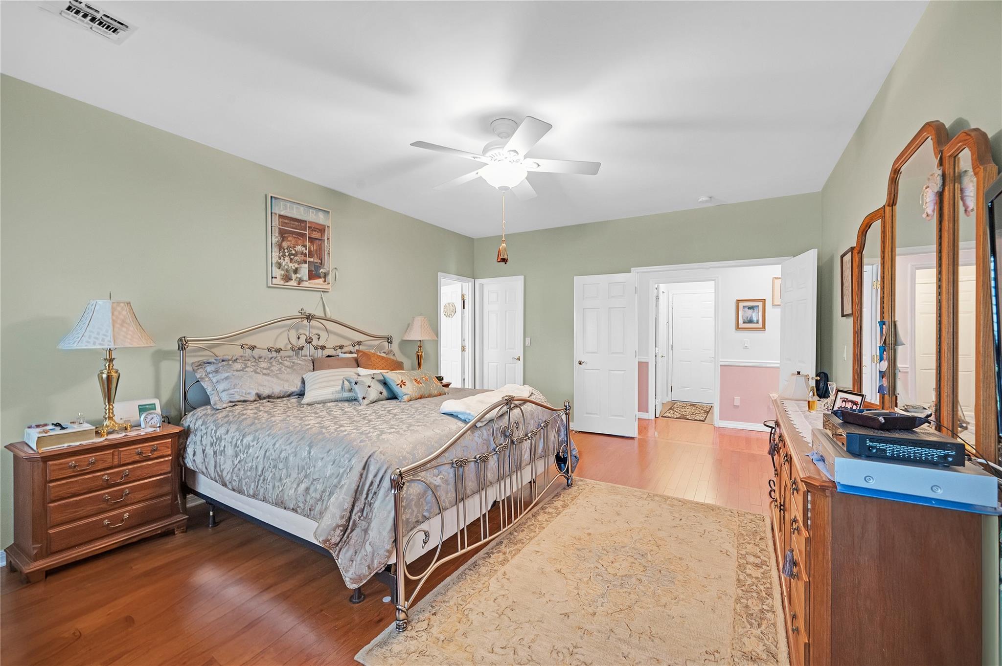 8 Black Pine Street, Calverton, New York image 14