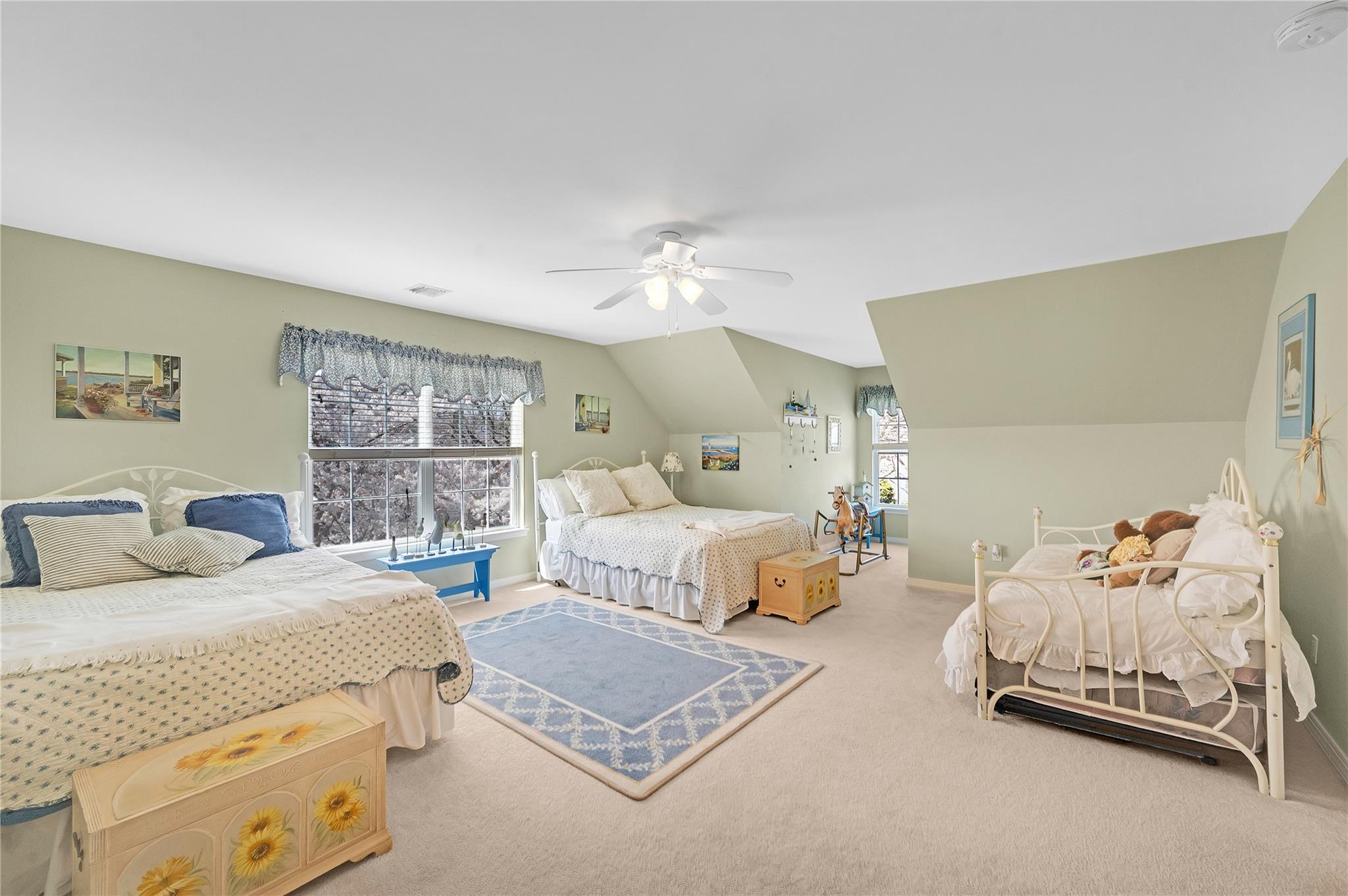 8 Black Pine Street, Calverton, New York image 27