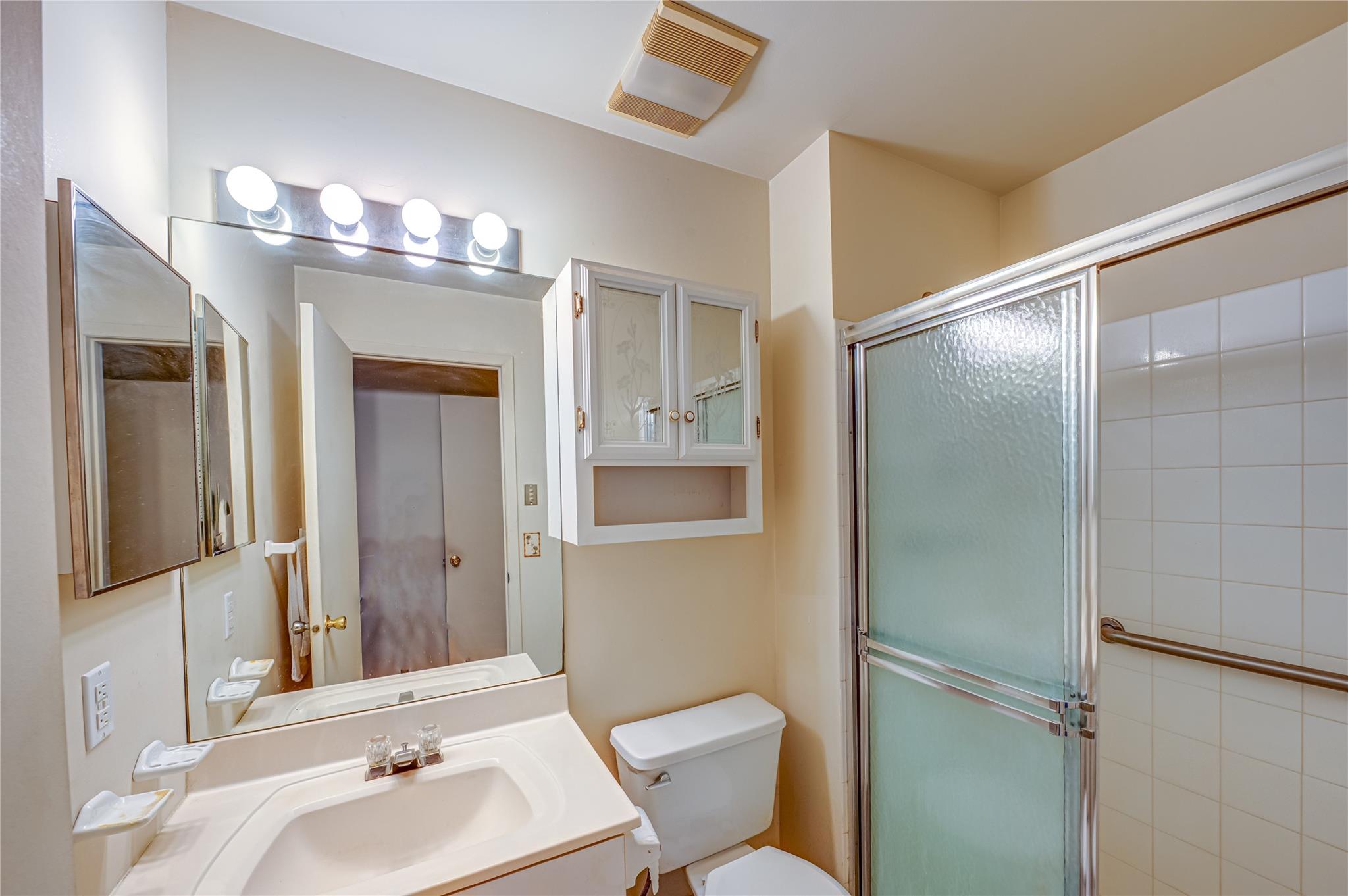812 Birchwood Park Drive, Middle Island, New York image 14