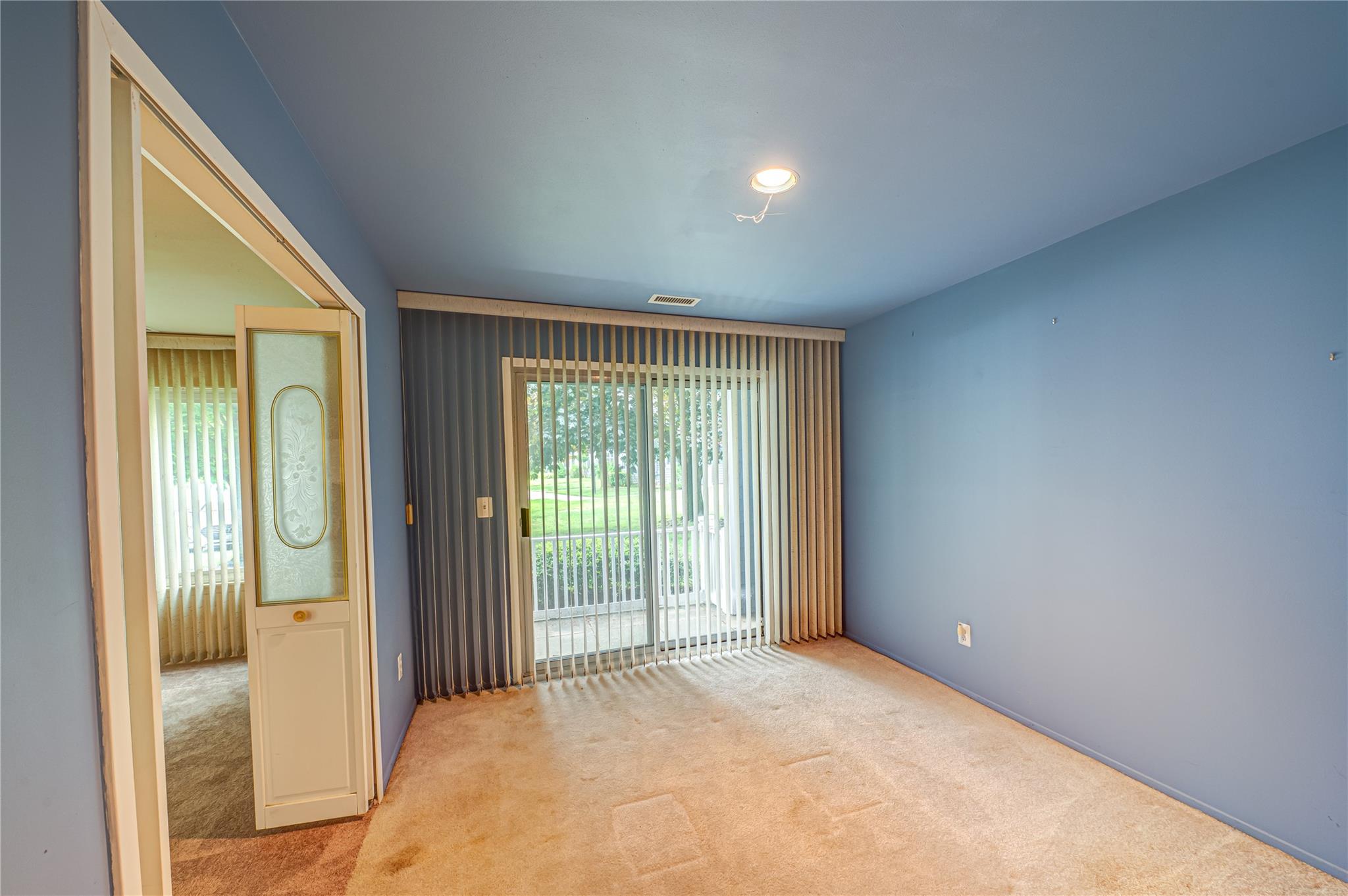 812 Birchwood Park Drive, Middle Island, New York image 9