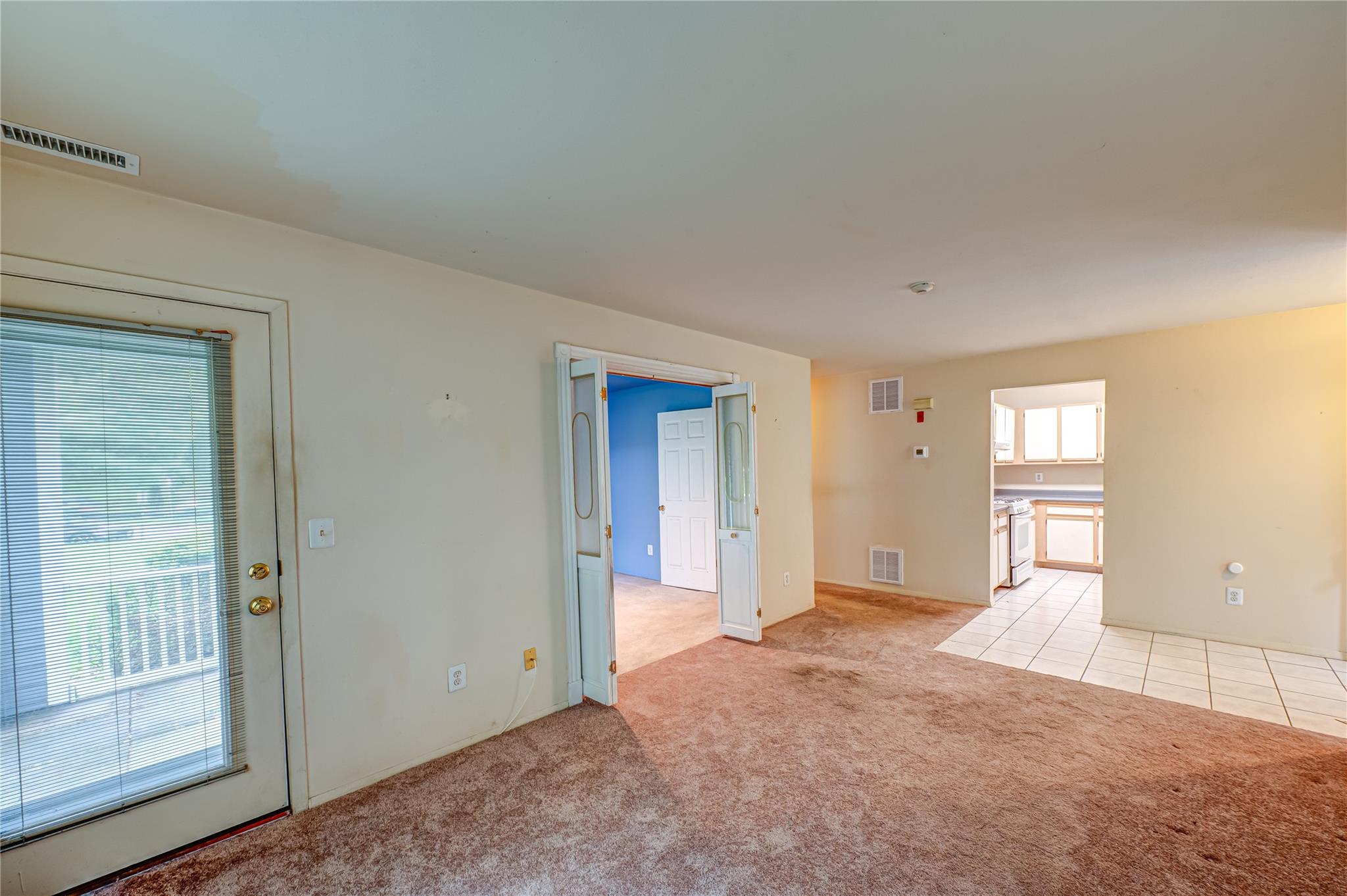 812 Birchwood Park Drive, Middle Island, New York image 5