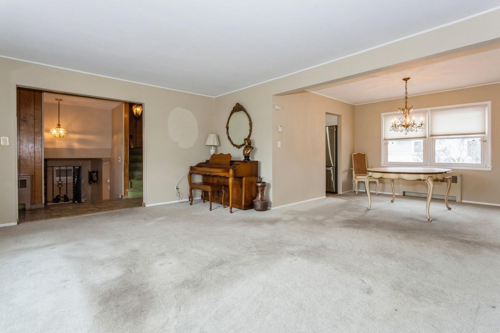 207 Franklin Avenue, Island Park, New York image 4
