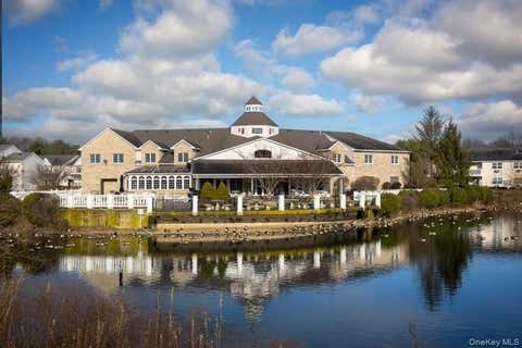 Apartment For Rent - 2 Victorian Court #373<br/> Suffolk County, Holtsville, NY 11742