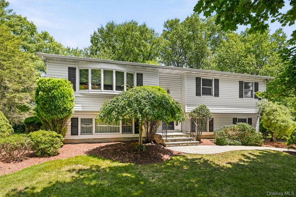 21 ARBOR LN, BARDONIA, NY 10954 - Image f4a57770fb677ee8e1c4983b397da98f/2046131991