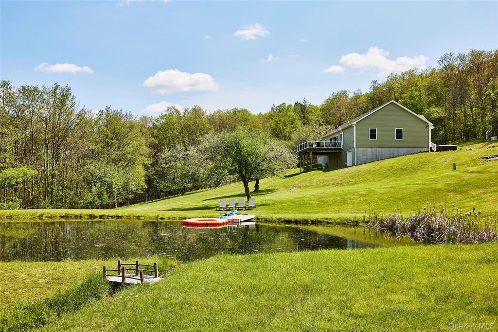Photo of 55 Hunter Road, Parksville, NY 12768 (MLS # 1004176)