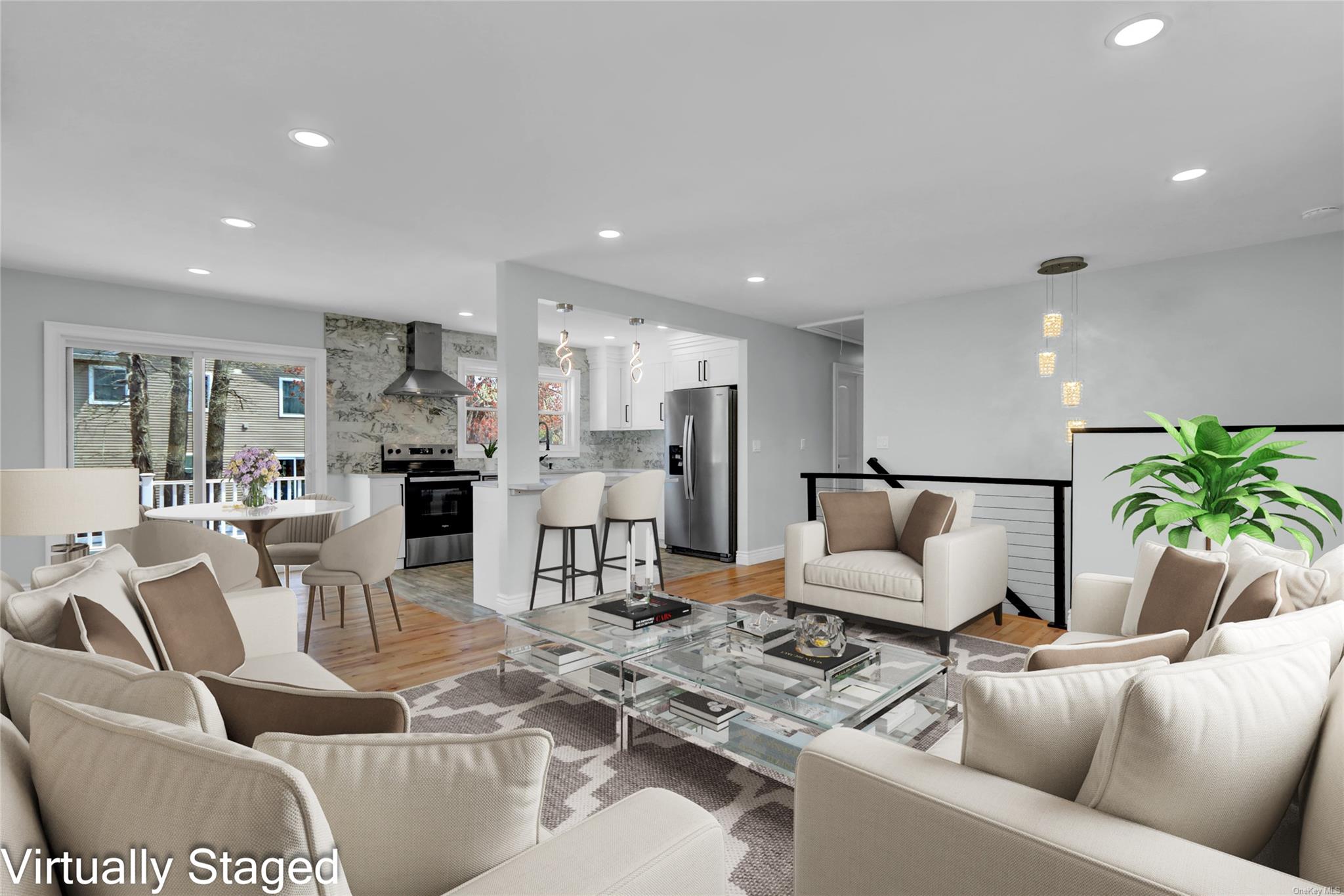 39 Roosevelt Boulevard, East Patchogue, New York image 3