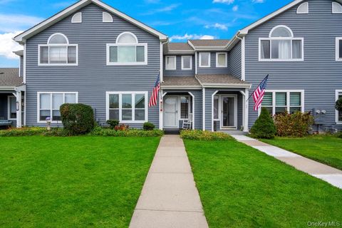 Homes For Sale - 824 Birchwood Park Drive<br/> Middle Island, NY 11953