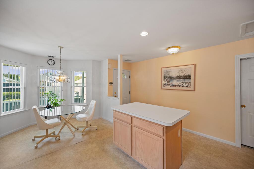 10 Orange Tree Court, Manorville, New York image 11