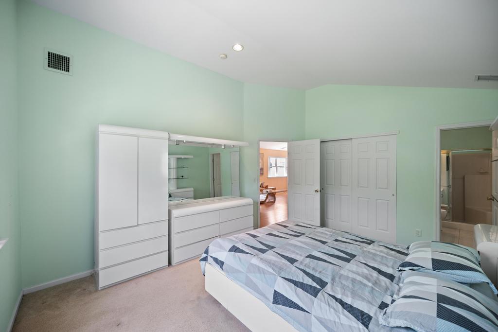 10 Orange Tree Court, Manorville, New York image 23