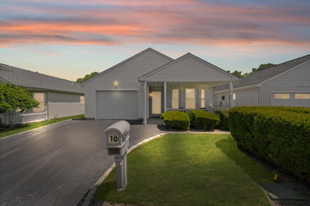 Property for Sale at Orange Tree Court, Manorville, Hamptons, NY - Bedrooms: 2 
Bathrooms: 2  - $210,000