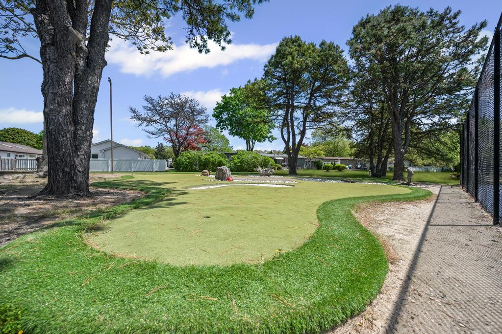10 Orange Tree Court, Manorville, New York image 30