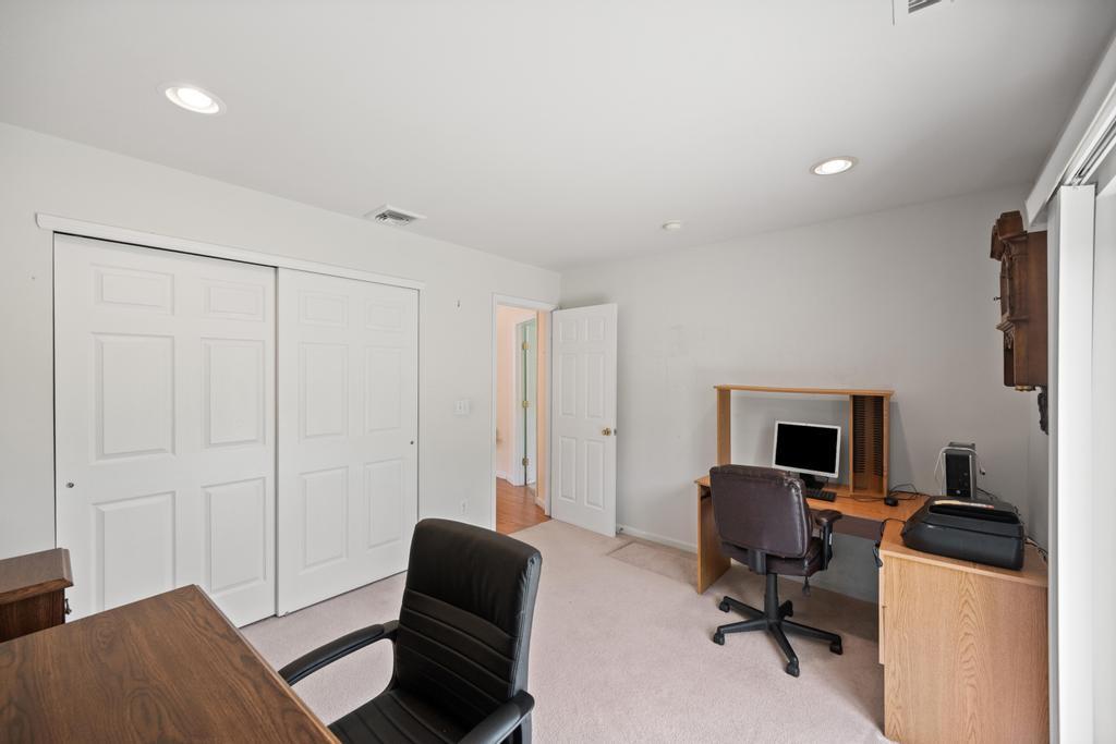 10 Orange Tree Court, Manorville, New York image 20