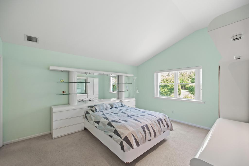 10 Orange Tree Court, Manorville, New York image 21