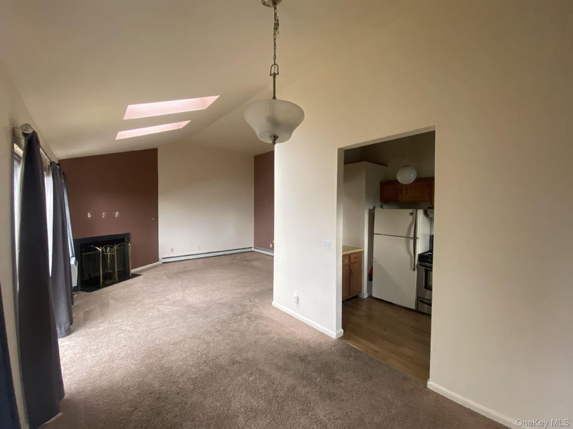 2 Lexington Hill 12