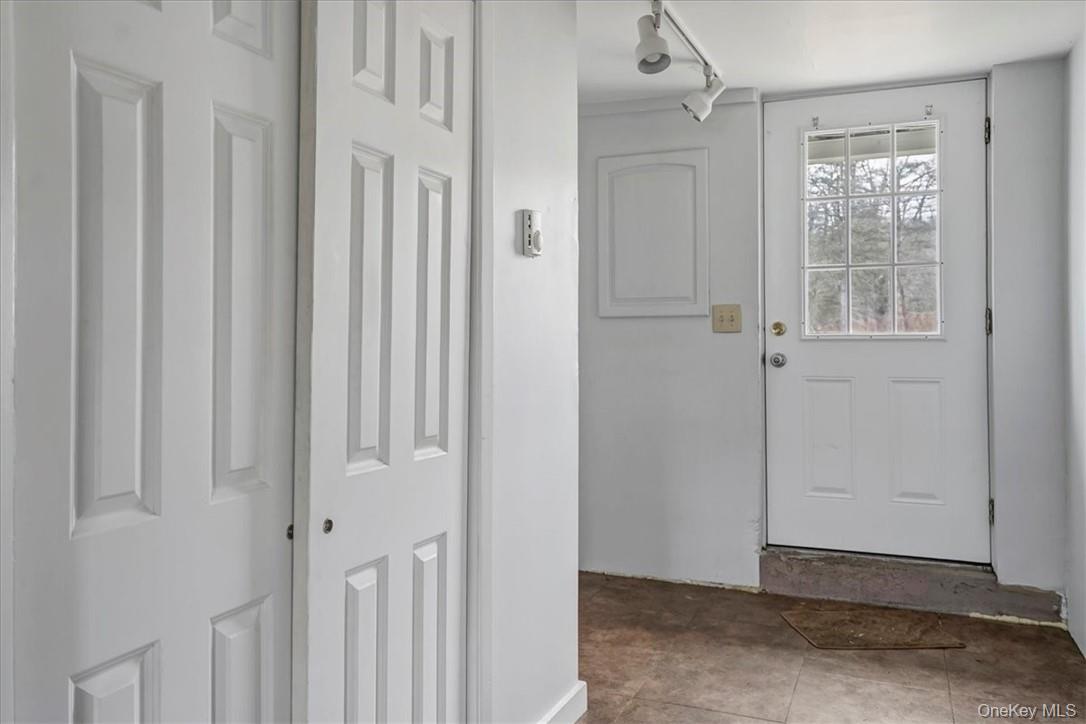 492A Black Meadow Road