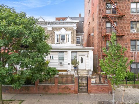 Photo of 41-20 Elbertson Street, Elmhurst, NY 11373 (MLS # 873862)